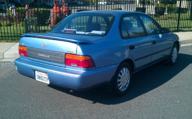 Toyota Corolla 1995 photo 4