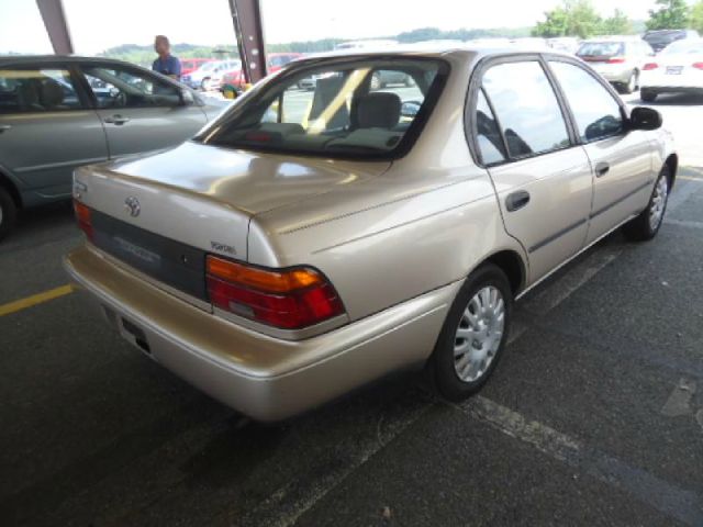 Toyota Corolla 1995 photo 3