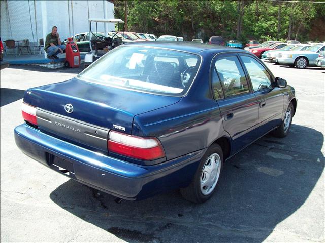 Toyota Corolla 1996 photo 3