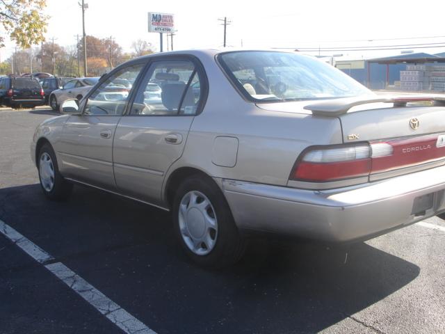 Toyota Corolla 1996 photo 3