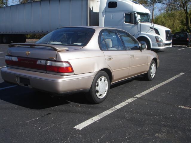 Toyota Corolla 1996 photo 4