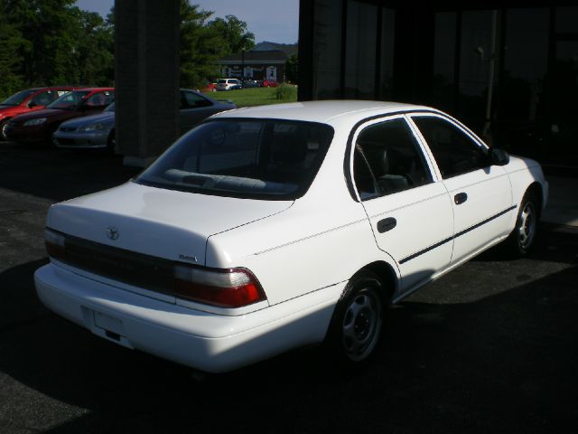 Toyota Corolla 1996 photo 2