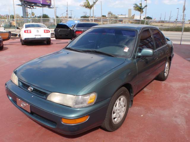 Toyota Corolla 1996 photo 1