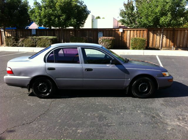 Toyota Corolla 1997 photo 2