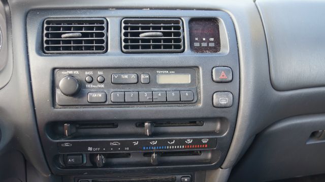 Toyota Corolla 1997 photo 10