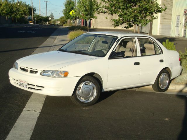 Toyota Corolla 1999 photo 2