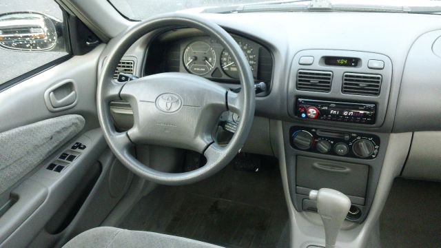Toyota Corolla 1999 photo 2