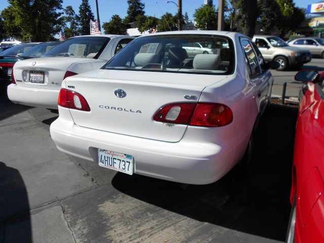 Toyota Corolla SEL Sport Utility 4D Sedan