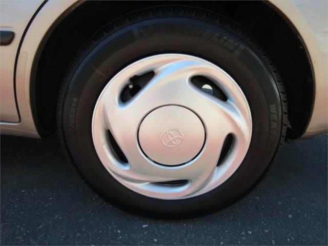 Toyota Corolla L300 1 Sedan