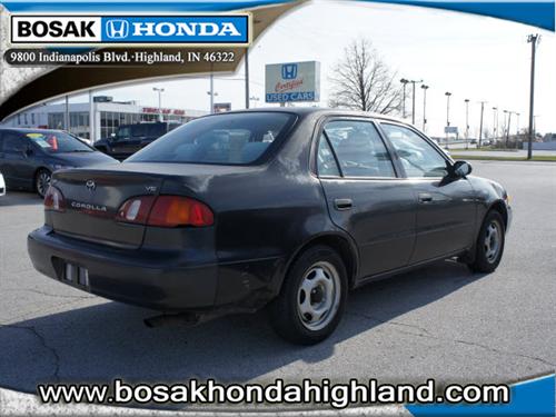 Toyota Corolla 1999 photo 1