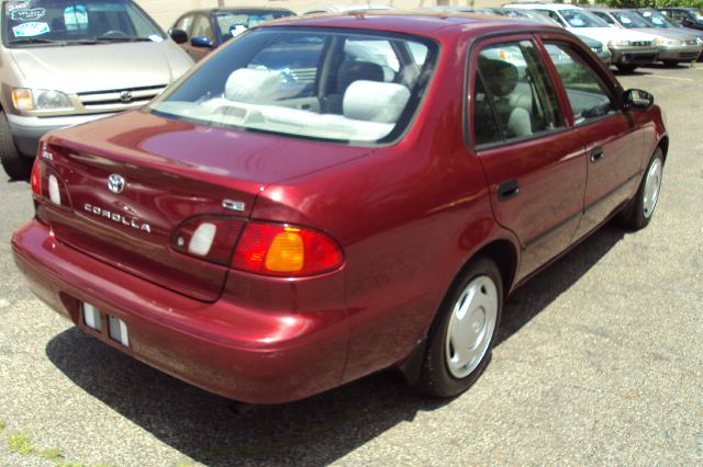 Toyota Corolla SEL Sport Utility 4D Sedan