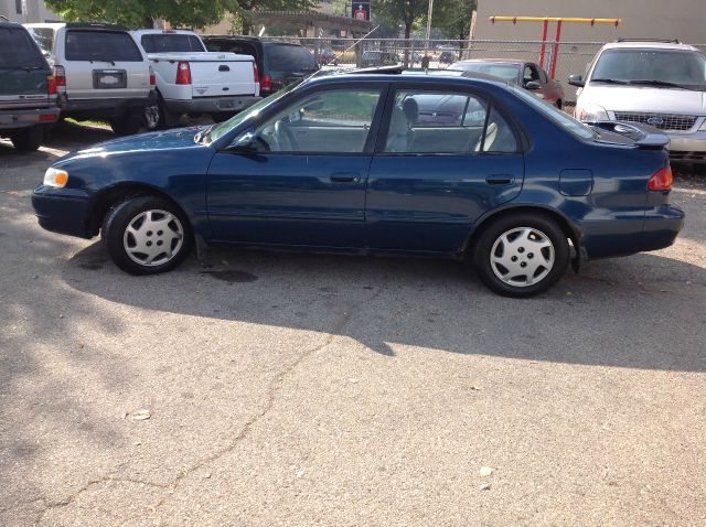 Toyota Corolla 2000 photo 2