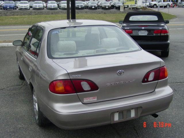 Toyota Corolla 2000 photo 4