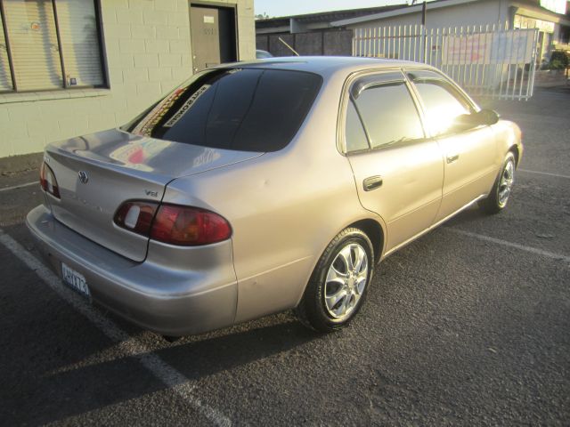 Toyota Corolla 2000 photo 1