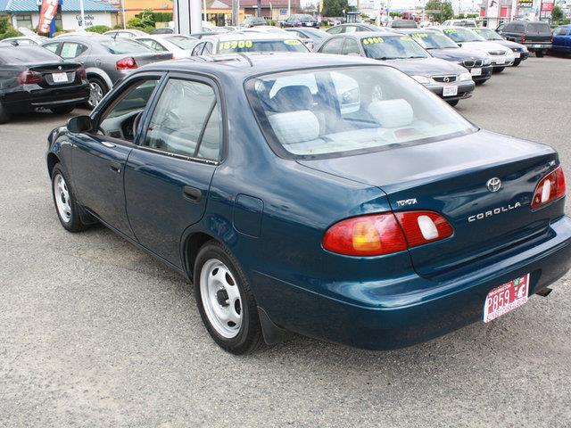 Toyota Corolla 2000 photo 0