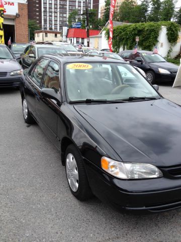 Toyota Corolla 2000 photo 1