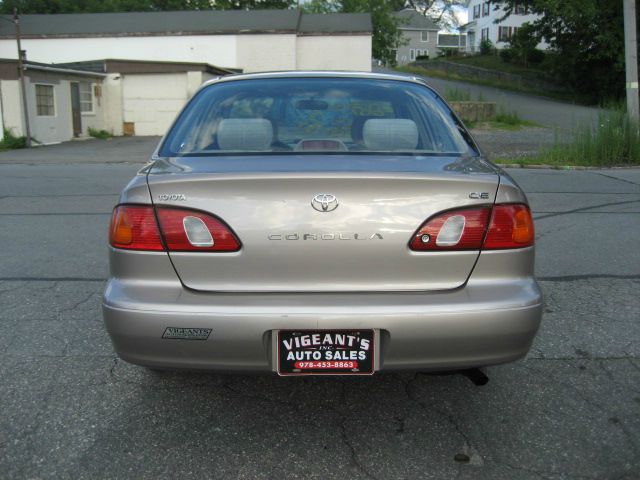Toyota Corolla 2000 photo 1