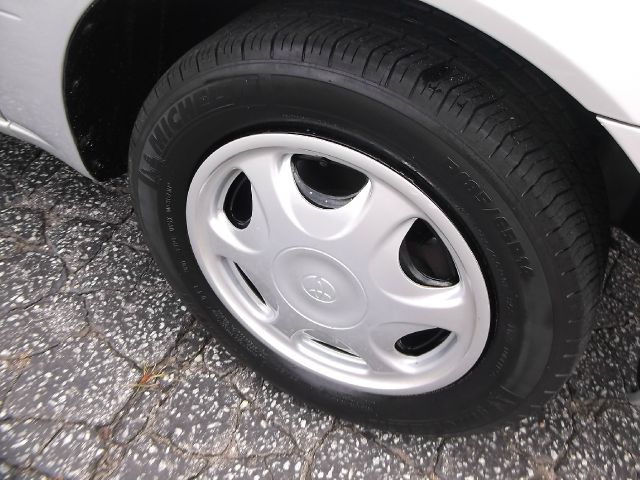 Toyota Corolla SEL Sport Utility 4D Sedan