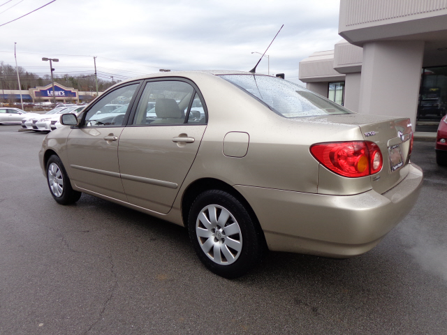 Toyota Corolla 2004 photo 2