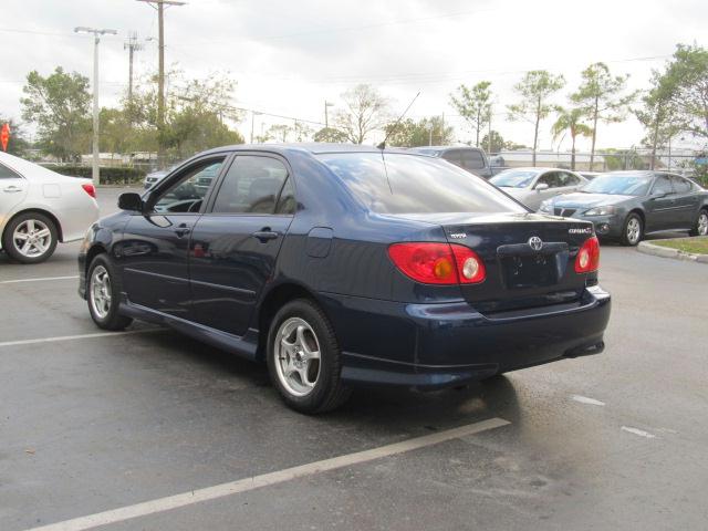 Toyota Corolla 2004 photo 3