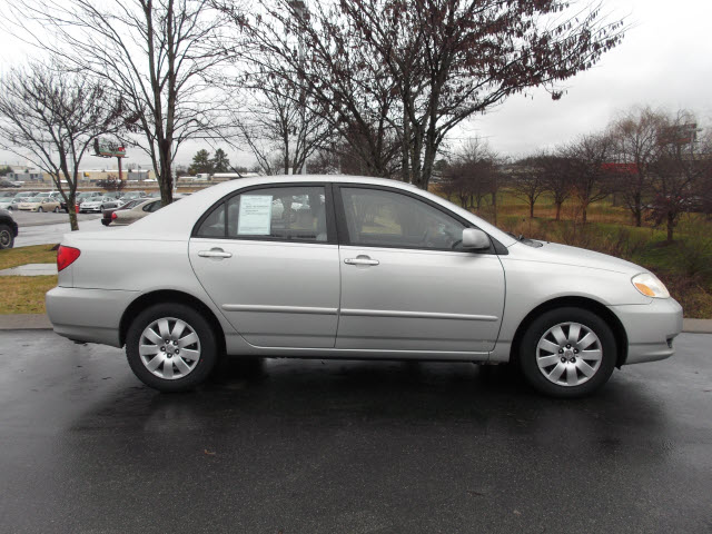 Toyota Corolla 2004 photo 2