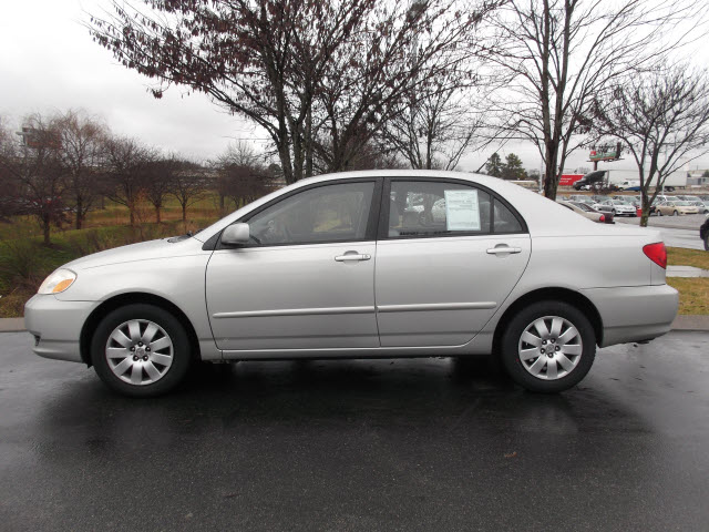 Toyota Corolla 2004 photo 3