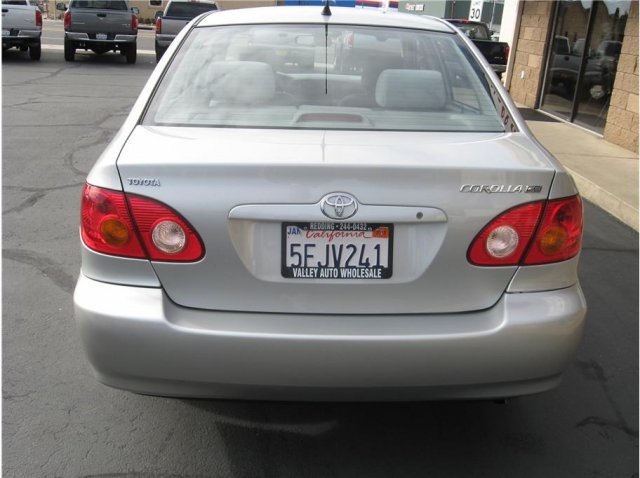 Toyota Corolla 2004 photo 3