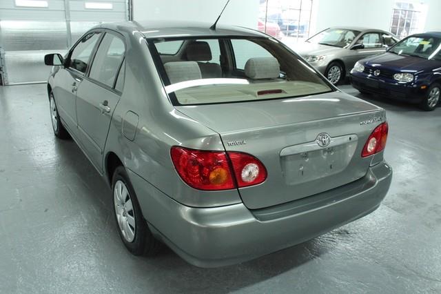 Toyota Corolla 2004 photo 4