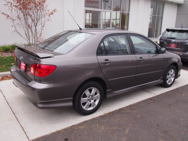 Toyota Corolla 2004 photo 1