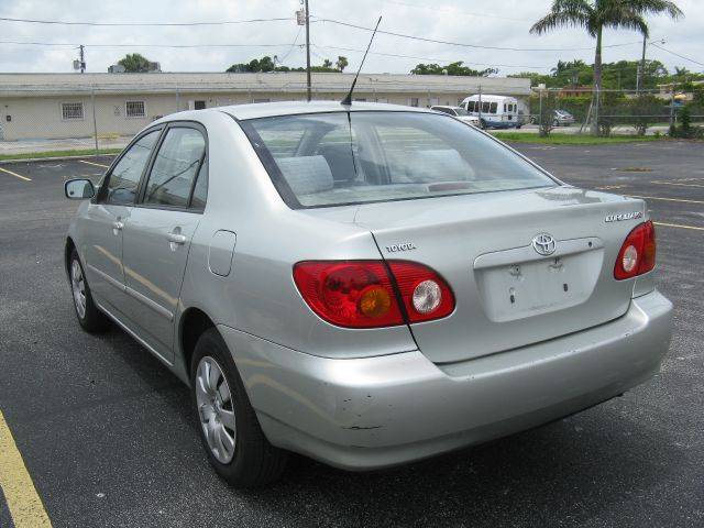 Toyota Corolla 2004 photo 11