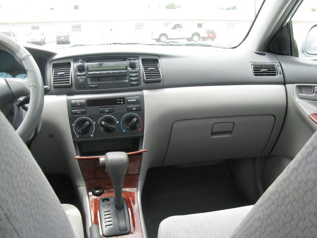 Toyota Corolla 2004 photo 5
