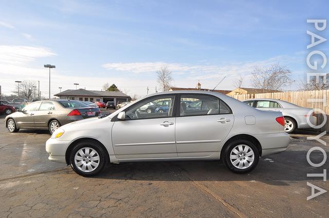 Toyota Corolla 2004 photo 3