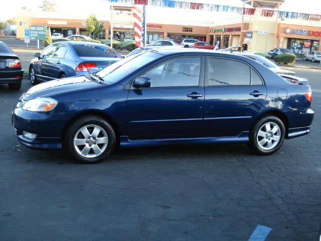 Toyota Corolla 2004 photo 2