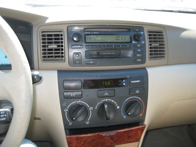 Toyota Corolla 2004 photo 7