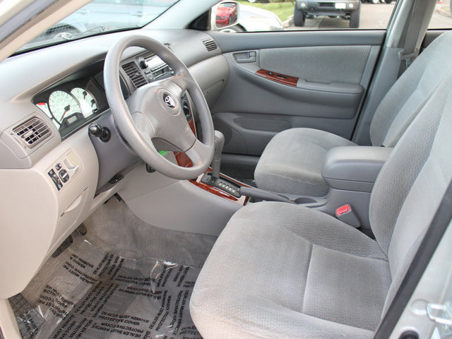 Toyota Corolla 2004 photo 2