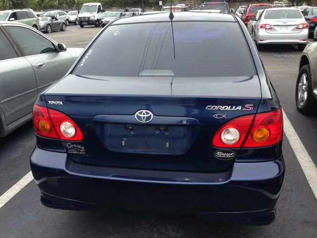 Toyota Corolla 2004 photo 3