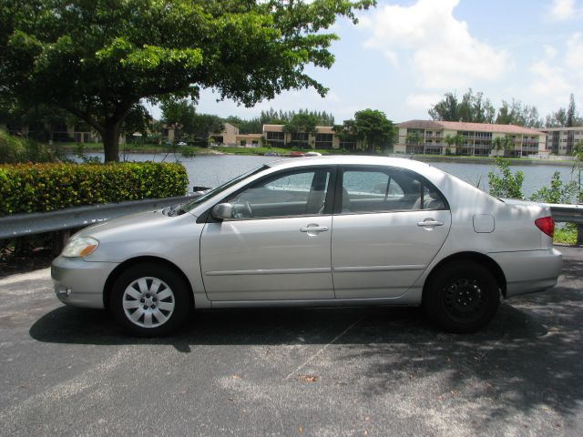 Toyota Corolla 2004 photo 4