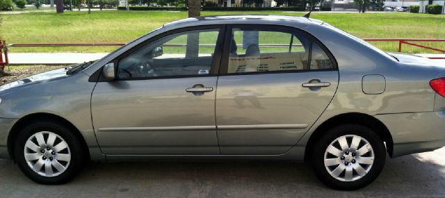 Toyota Corolla 2004 photo 11