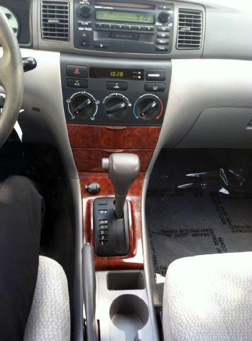 Toyota Corolla 2004 photo 2