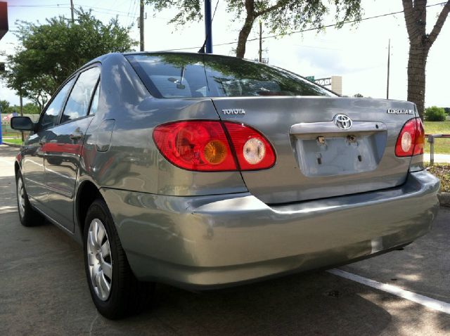 Toyota Corolla 2004 photo 3
