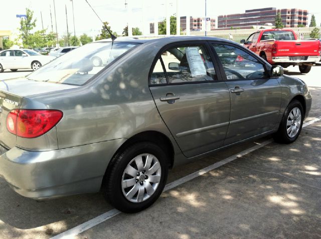 Toyota Corolla 2004 photo 4