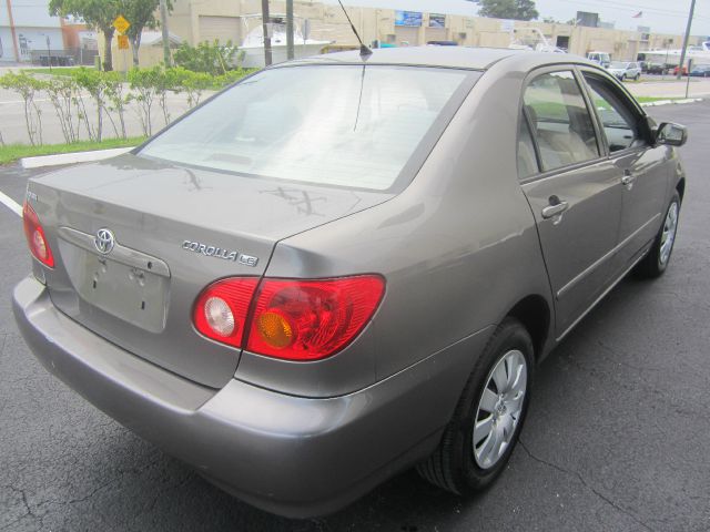 Toyota Corolla 2004 photo 6