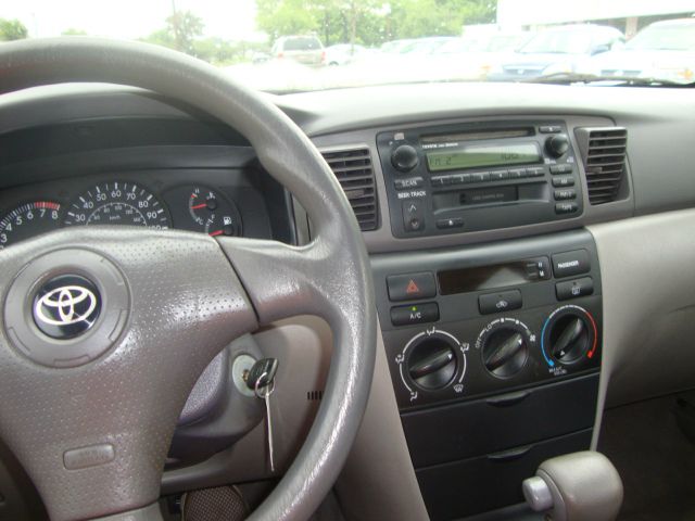 Toyota Corolla 2004 photo 4