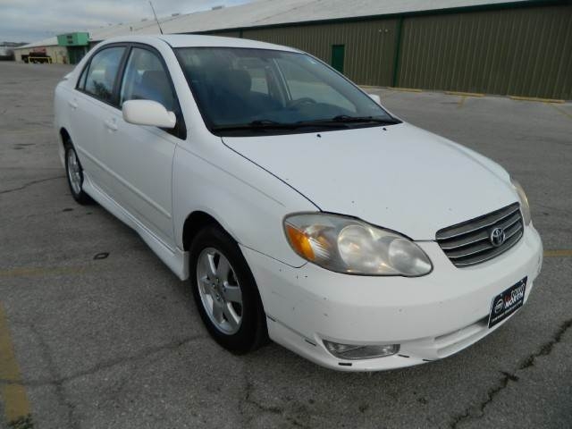 Toyota Corolla 2004 photo 2