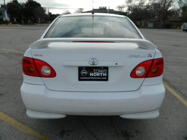 Toyota Corolla 2004 photo 5