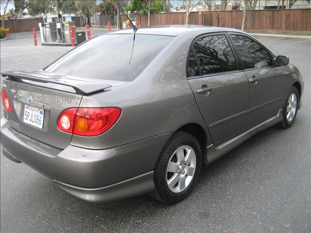 Toyota Corolla 2004 photo 2