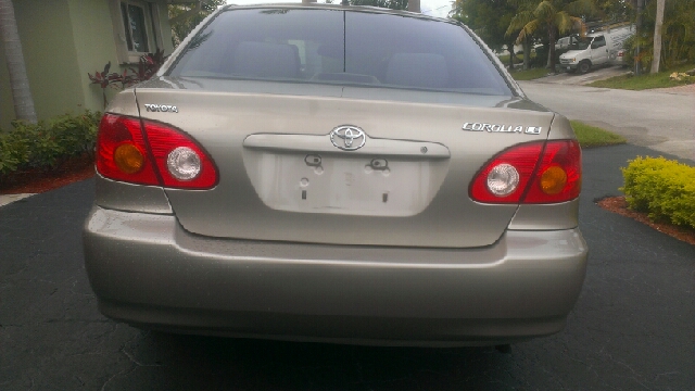 Toyota Corolla 2004 photo 2