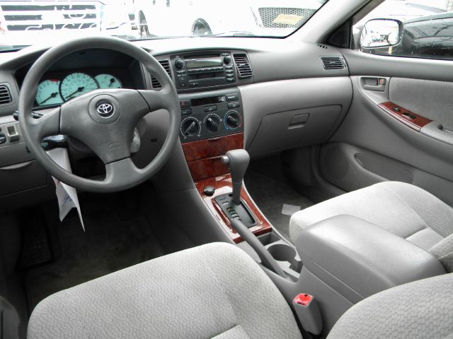 Toyota Corolla 2004 photo 2