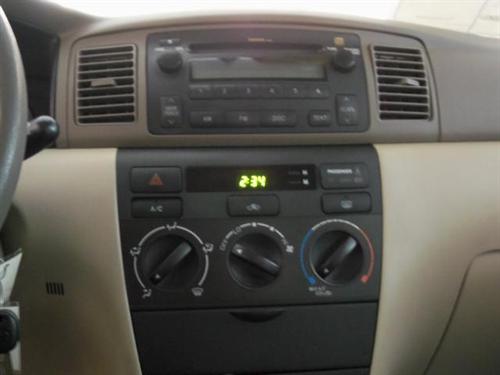 Toyota Corolla 2004 photo 3