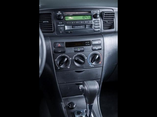 Toyota Corolla 2004 photo 4